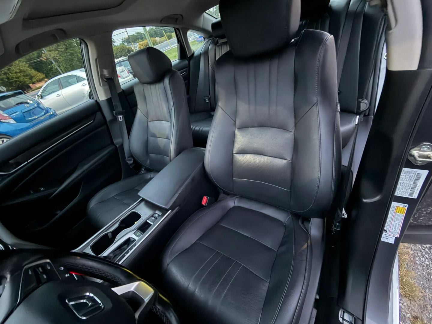2020 Honda Accord Stock #005082 — photo 13 of 16