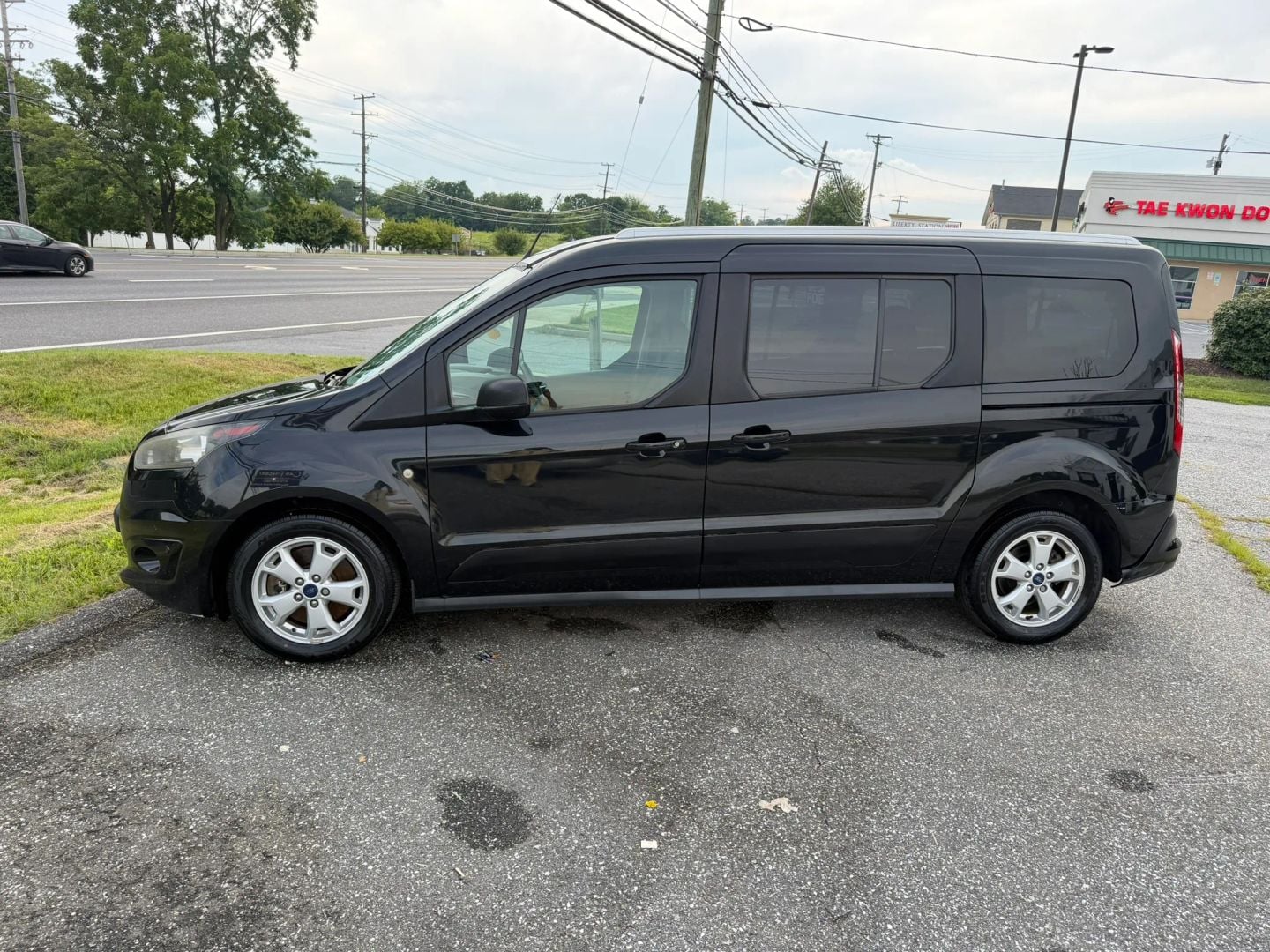 2015 Ford Transit Connect Passenger Stock #223931 — photo 4 of 15