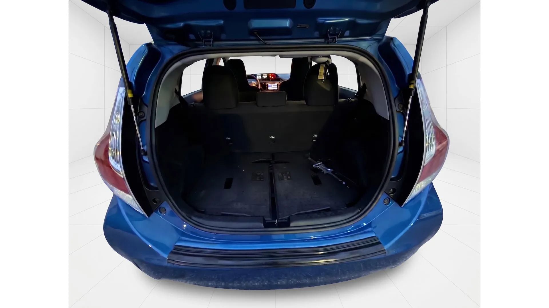 2015 Toyota Prius c Stock #102774 — photo 9 of 9