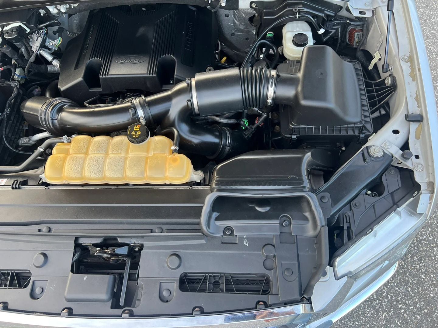 2017 Ford F150 SuperCrew Cab Stock #C76833 — photo 8 of 36