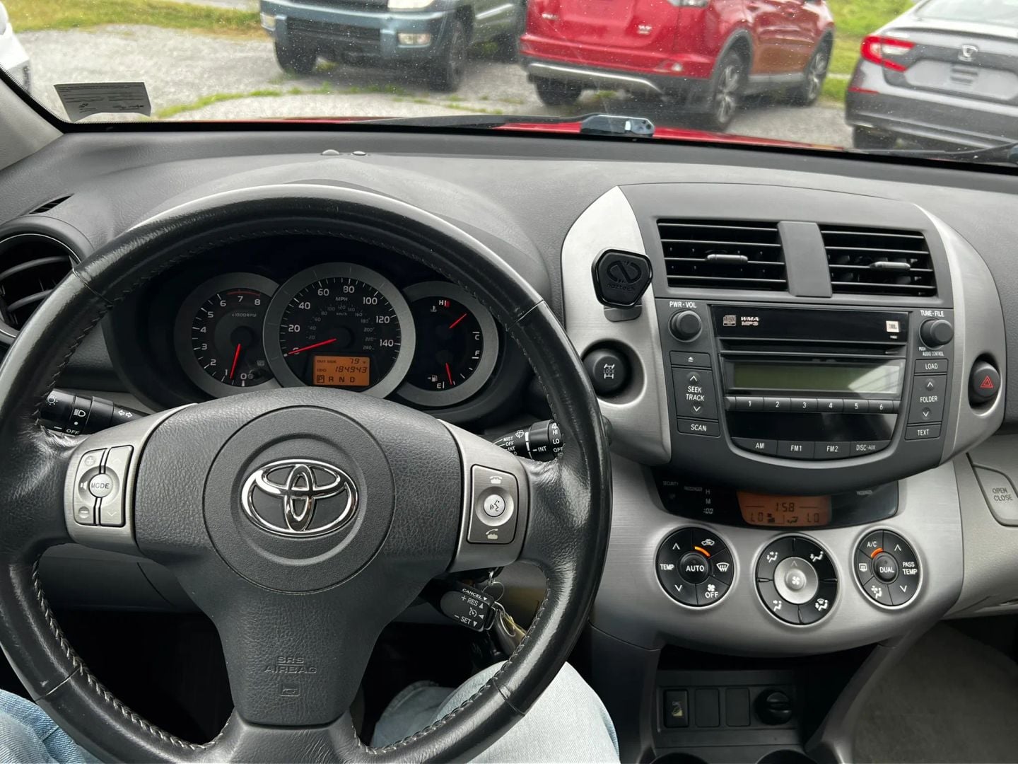 2007 Toyota RAV4 Stock #029480 — photo 17 of 25