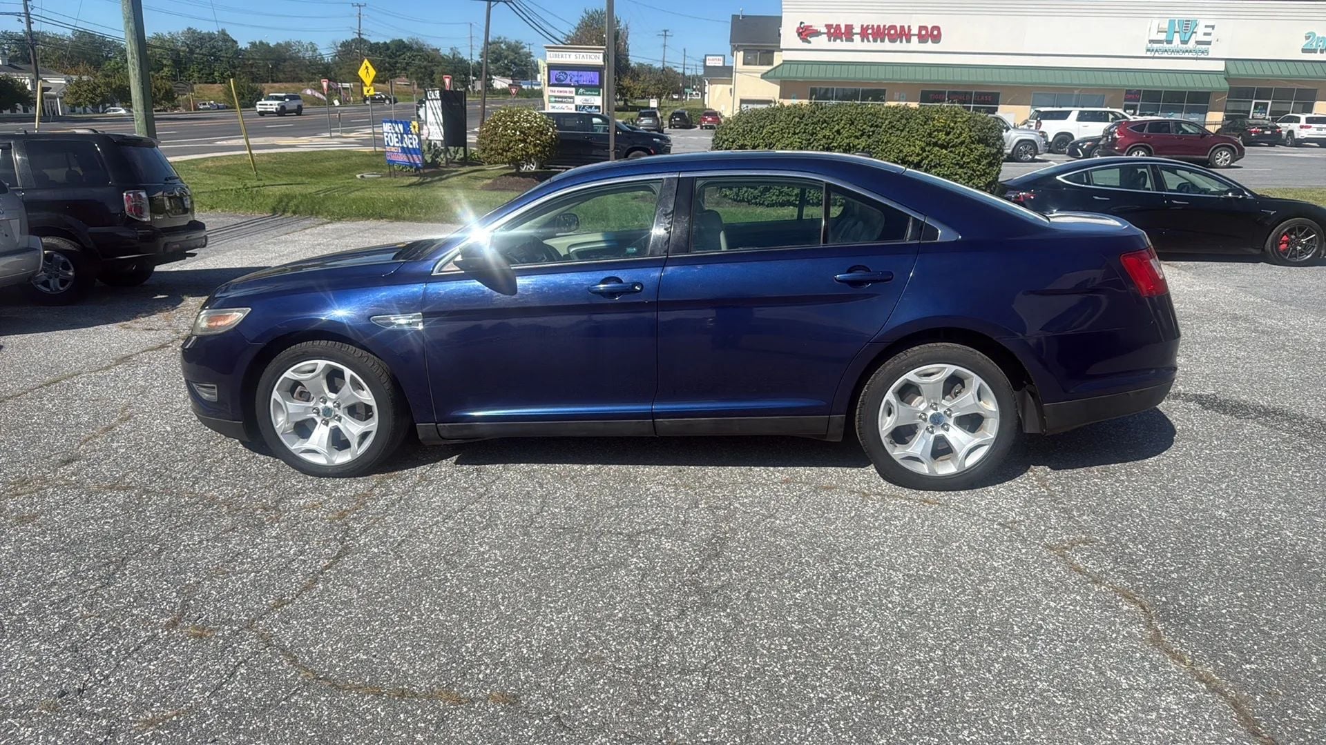2011 Ford Taurus Stock #162839 — photo 12 of 13