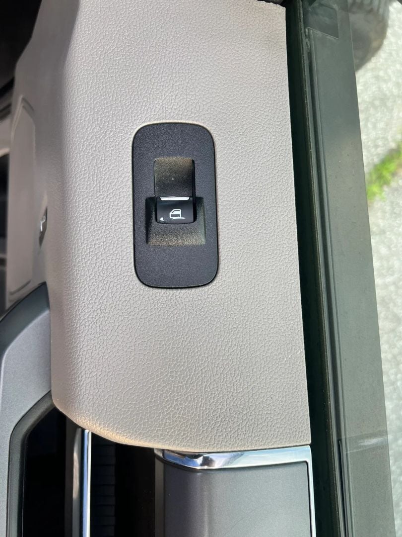 2017 Ford F150 SuperCrew Cab Stock #C76833 — photo 27 of 36