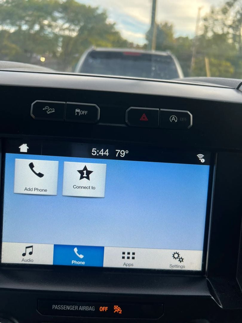 2017 Ford F150 SuperCrew Cab Stock #C76833 — photo 35 of 36