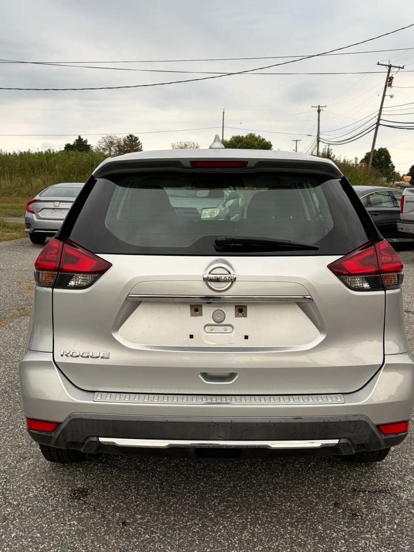 2018 Nissan Rogue Stock #546762 — photo 6 of 32