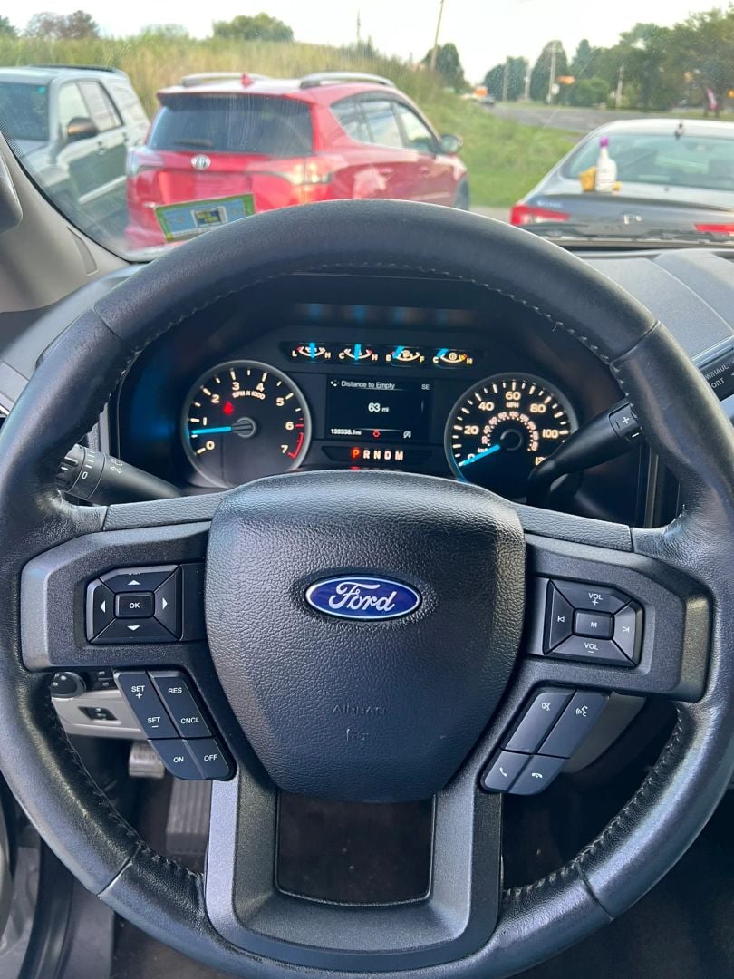 2017 Ford F150 SuperCrew Cab Stock #C76833 — photo 12 of 36