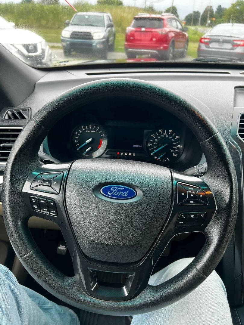 2016 Ford Explorer Stock #73905 — photo 14 of 25