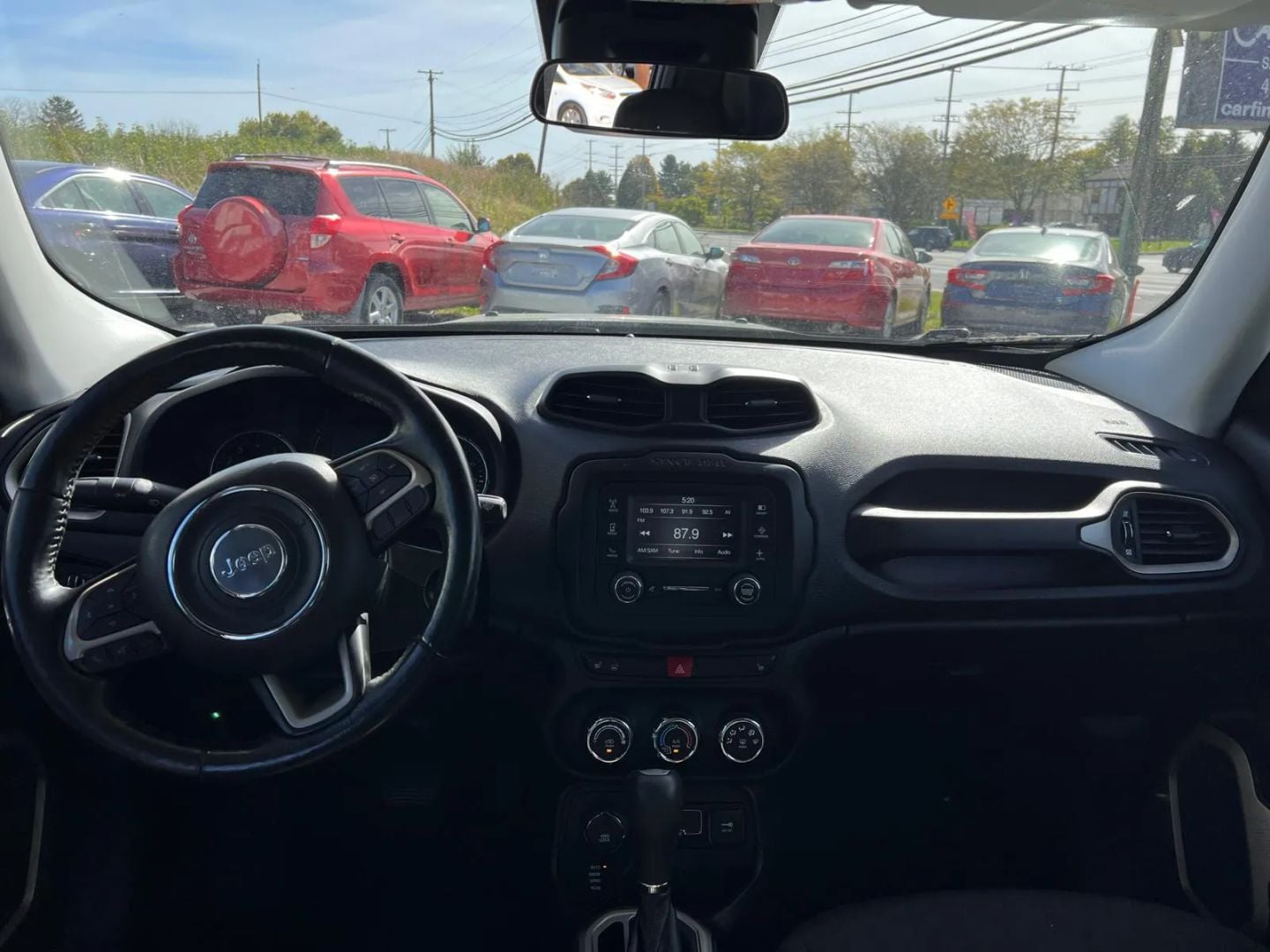 2017 Jeep Renegade Stock #G13466 — photo 9 of 16