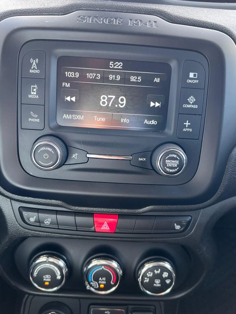 2017 Jeep Renegade Stock #G13466 — photo 16 of 16