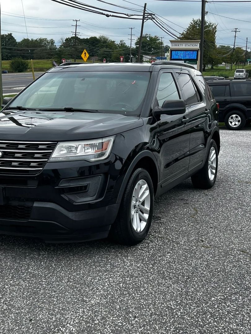2016 Ford Explorer Stock #73905 — photo 1 of 25
